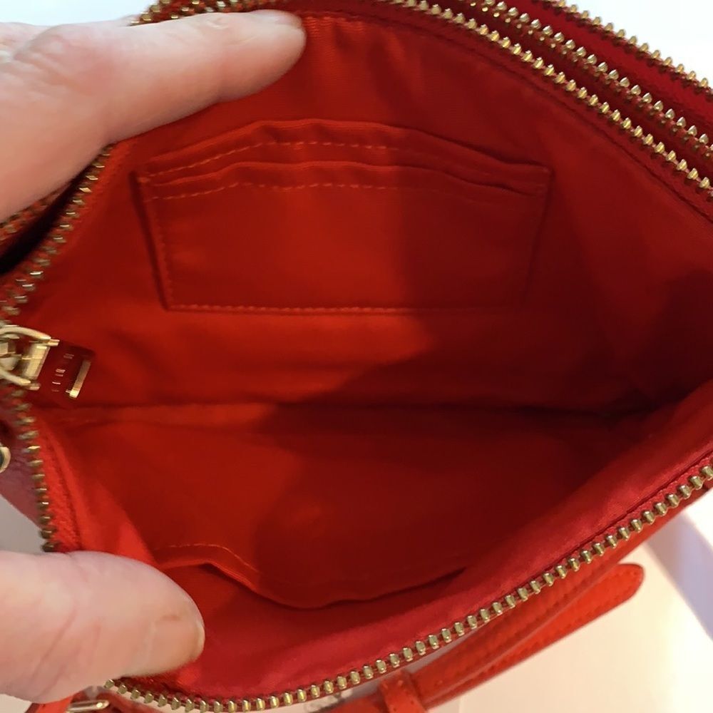 Coach Pebbled cardinal leather crossbody bag - Picture 7 of 10